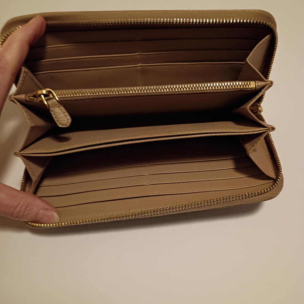 Prada Beige Saffiano Leather Bow Zip Around Wallet - Picture 5 of 6